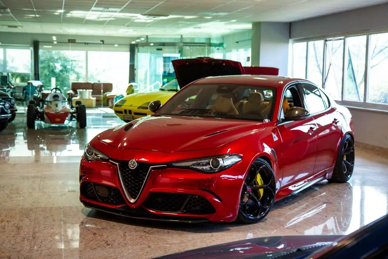 Photo 1 : Alfa Romeo Giulia 2017 Petrol