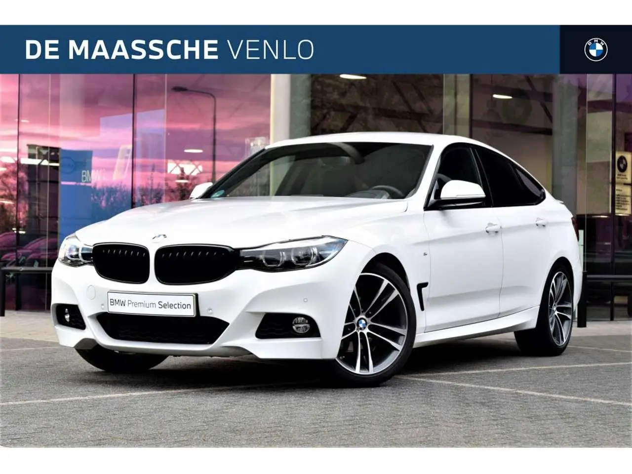 Photo 1 : Bmw Serie 3 2019 Petrol