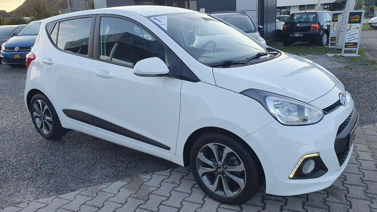 Photo 1 : Hyundai I10 2015 Essence