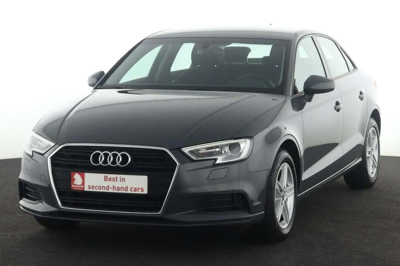 Photo 1 : Audi A3 2020 Petrol