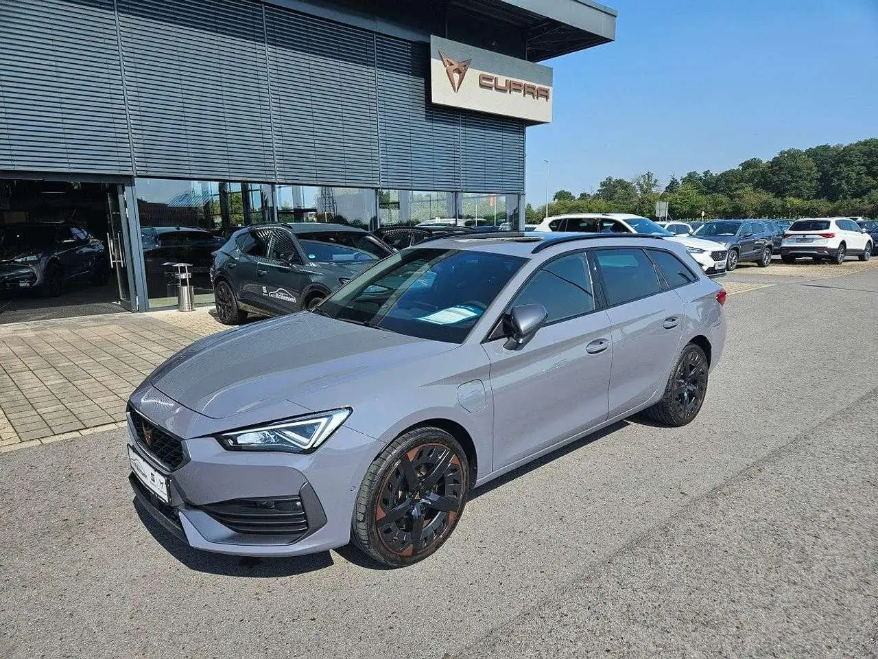 Photo 1 : Cupra Leon 2021 Hybride