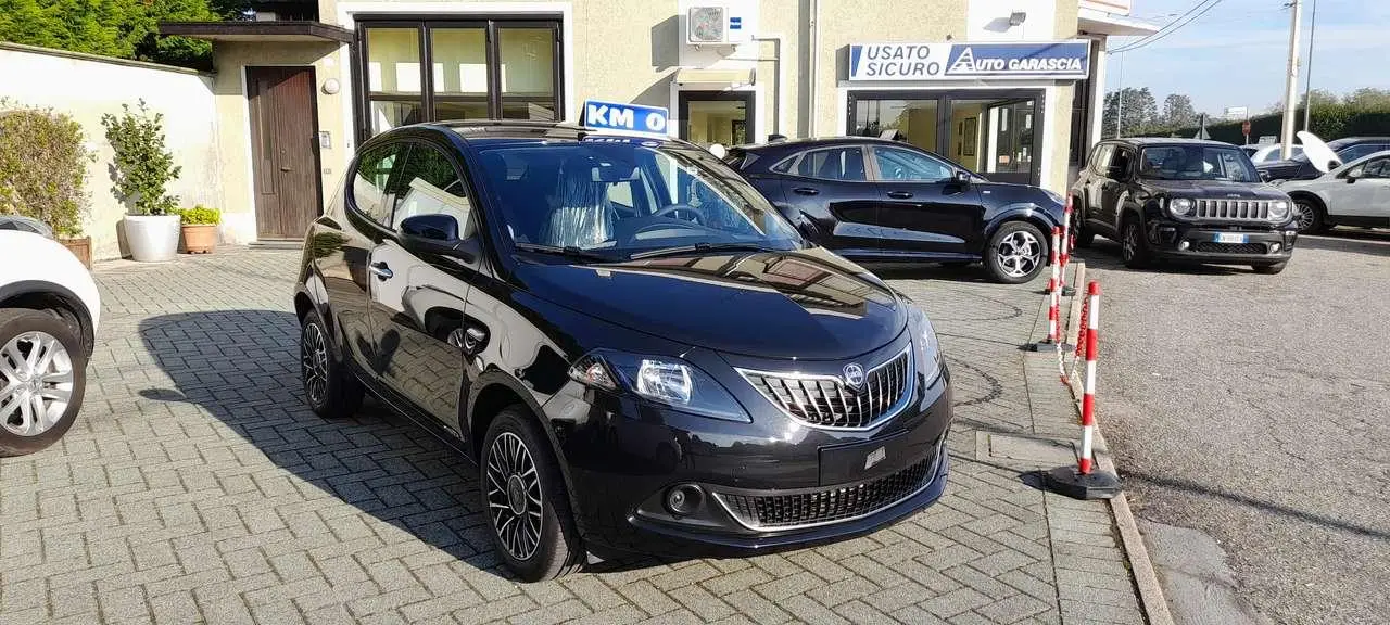 Photo 1 : Lancia Ypsilon 2024 Hybrid