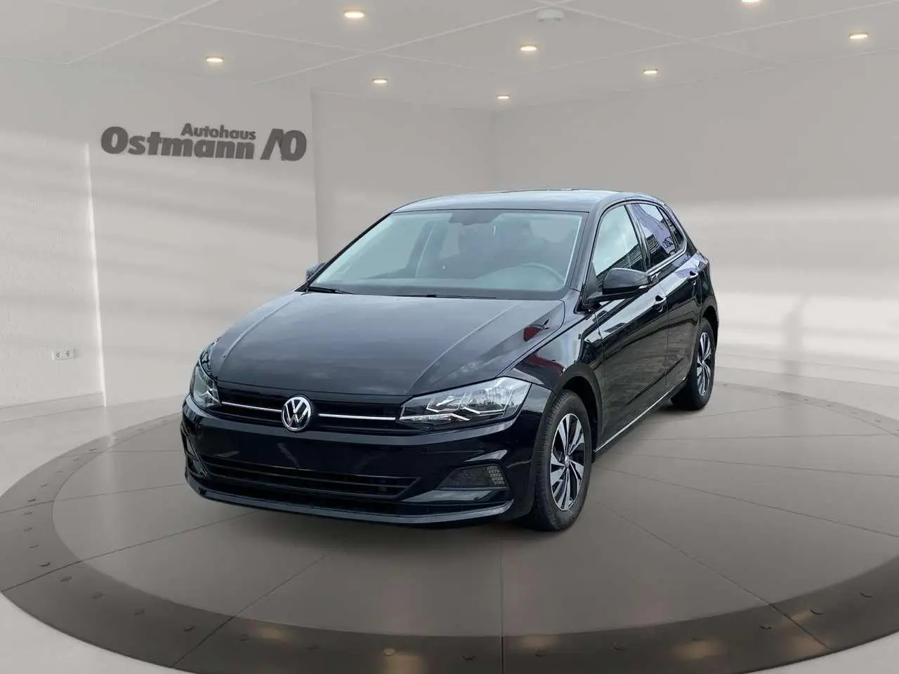 Photo 1 : Volkswagen Polo 2020 Essence