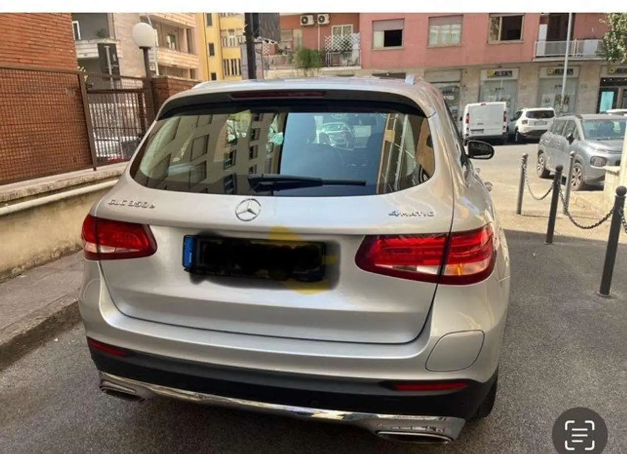 Photo 1 : Mercedes-benz Classe Glc 2018 Hybrid