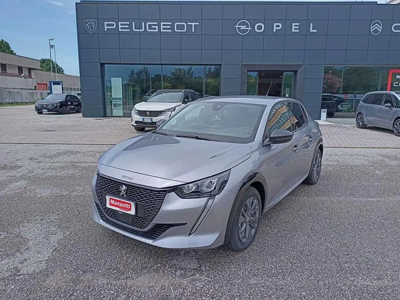 Photo 1 : Peugeot 208 2023 Electric