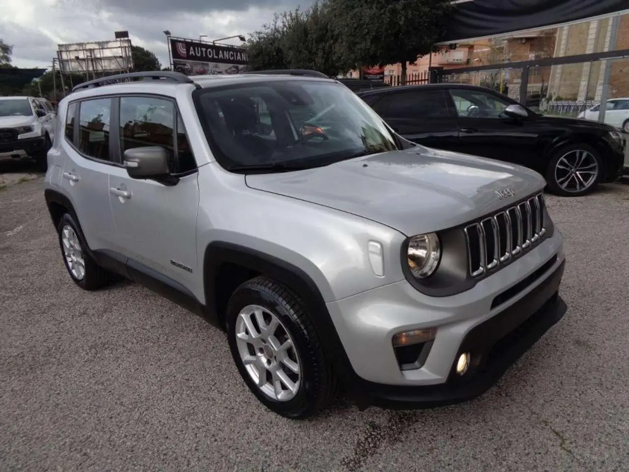 Photo 1 : Jeep Renegade 2020 Essence