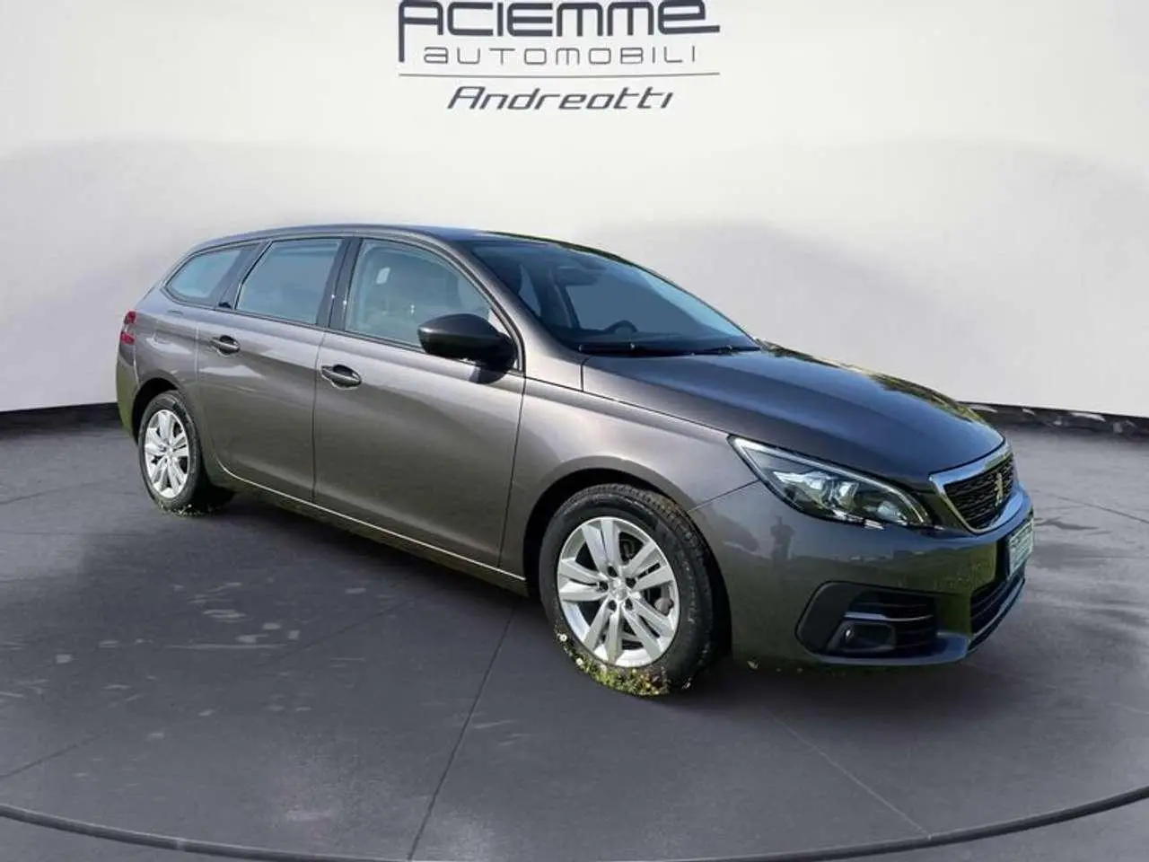 Photo 1 : Peugeot 308 2018 Diesel