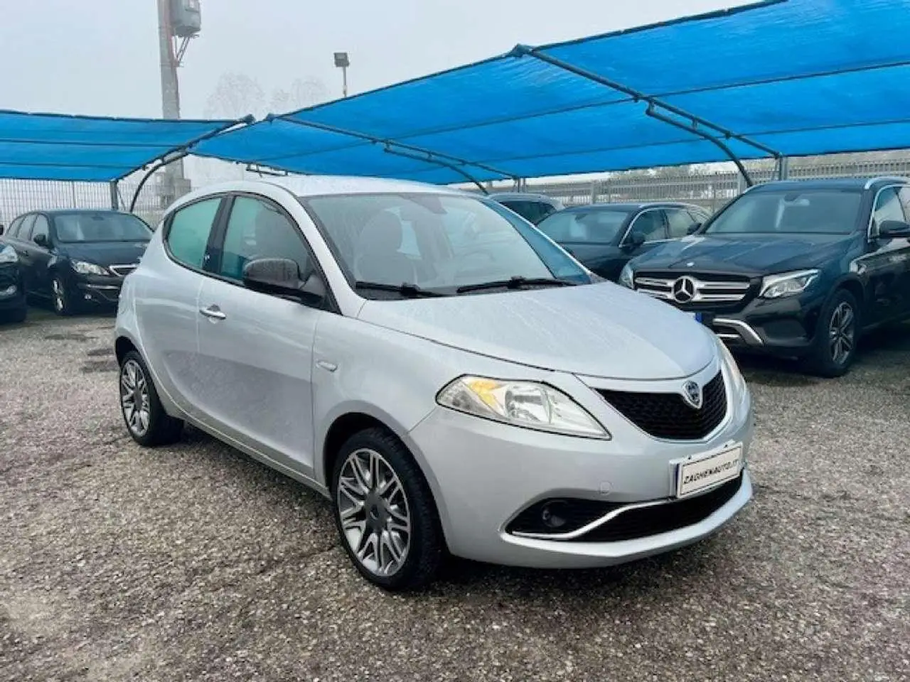 Photo 1 : Lancia Ypsilon 2018 Petrol