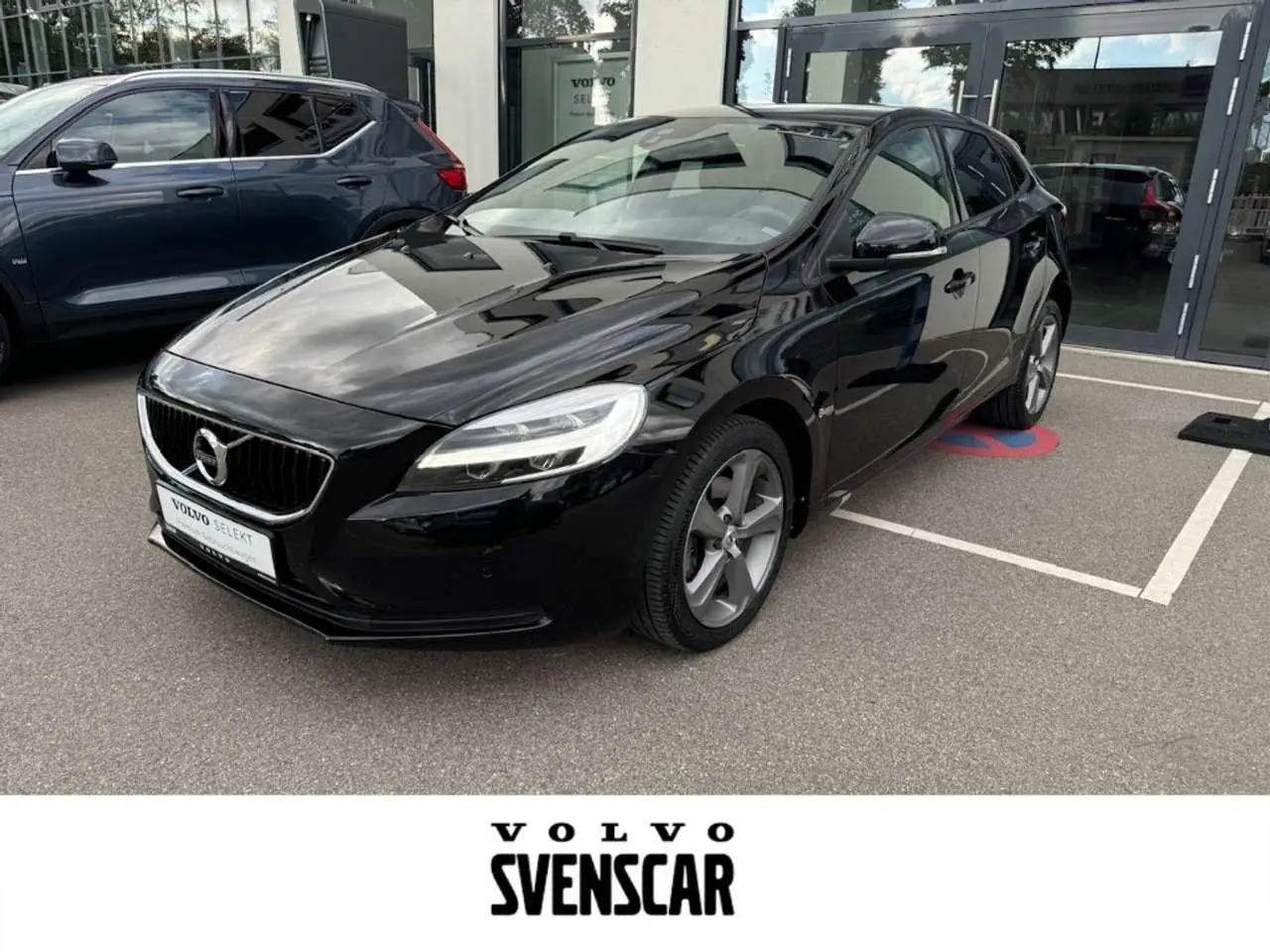 Photo 1 : Volvo V40 2018 Essence