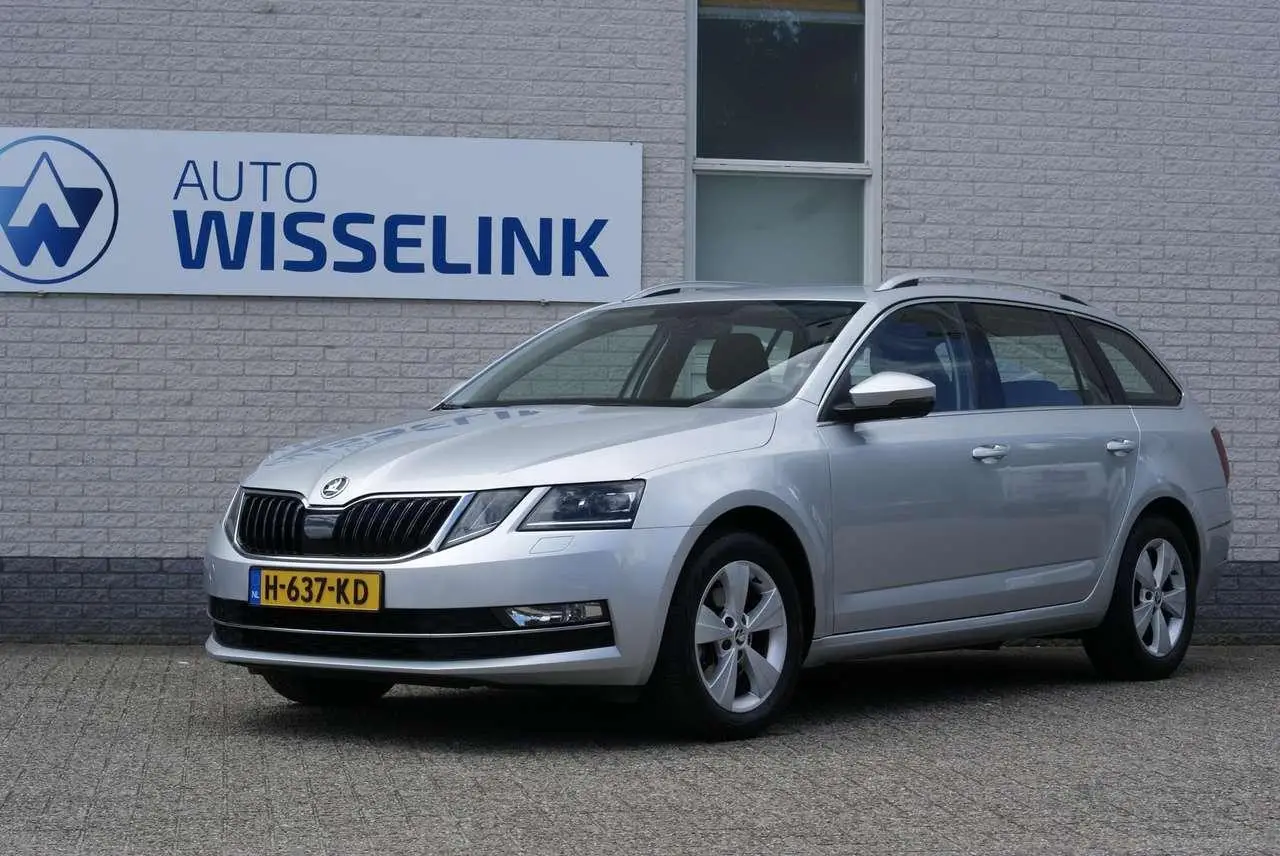 Photo 1 : Skoda Octavia 2019 Essence