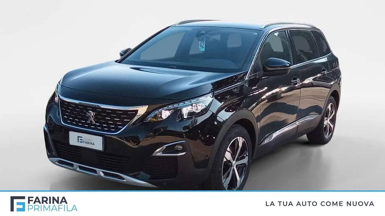 Photo 1 : Peugeot 5008 2020 Diesel