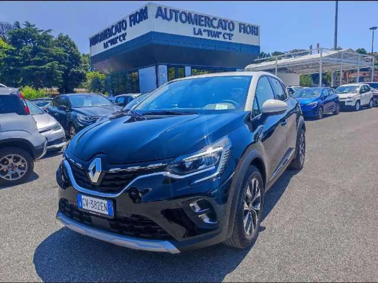 Photo 1 : Renault Captur 2024 Hybrid