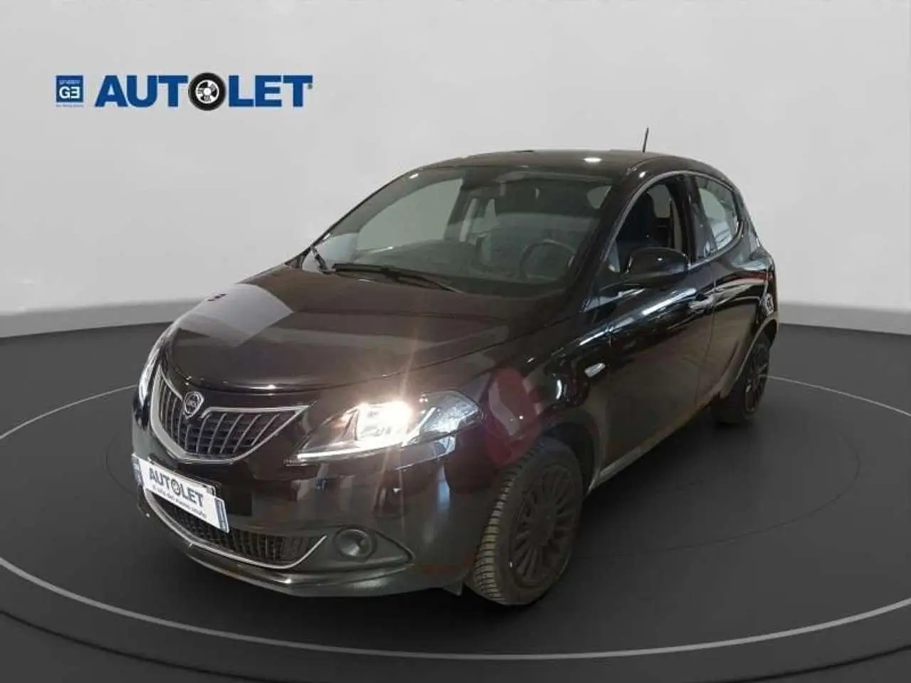 Photo 1 : Lancia Ypsilon 2021 Hybrid