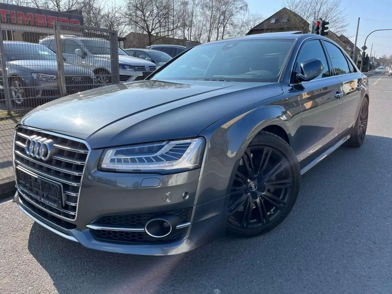 Photo 1 : Audi S8 2015 Essence