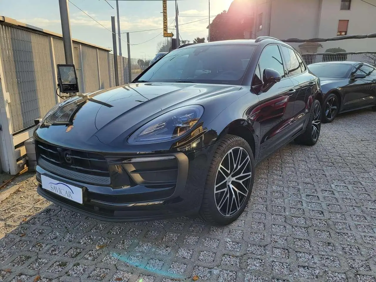 Photo 1 : Porsche Macan 2023 Essence