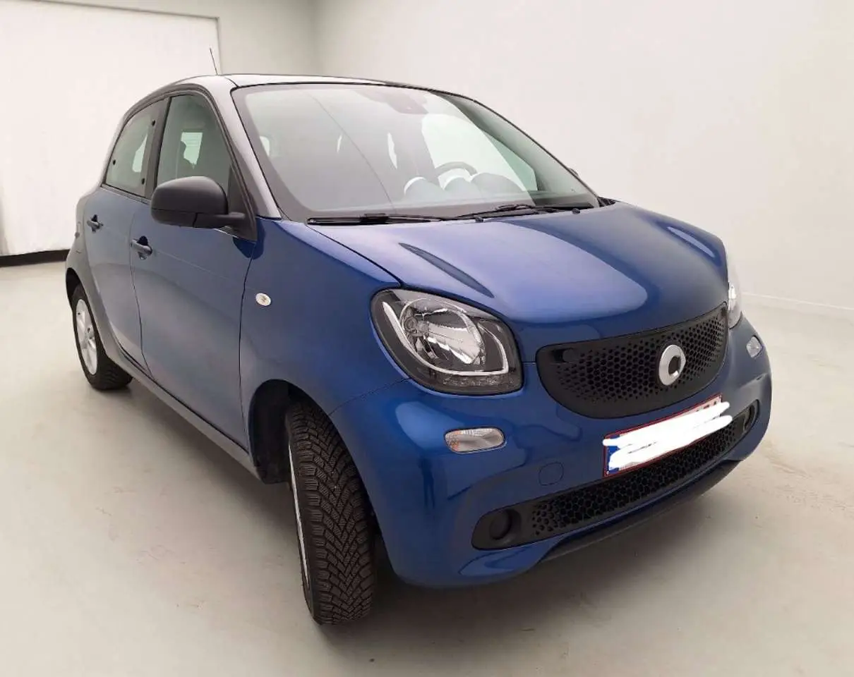 Photo 1 : Smart Forfour 2018 Petrol