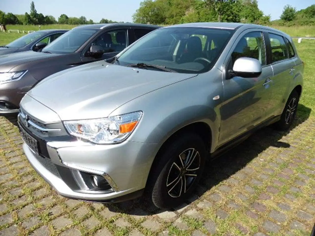 Photo 1 : Mitsubishi Asx 2018 Petrol