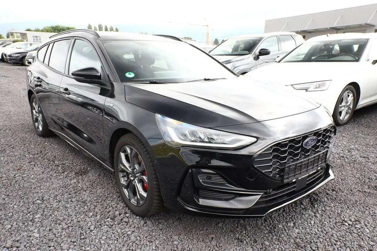 Photo 1 : Ford Focus 2023 Petrol