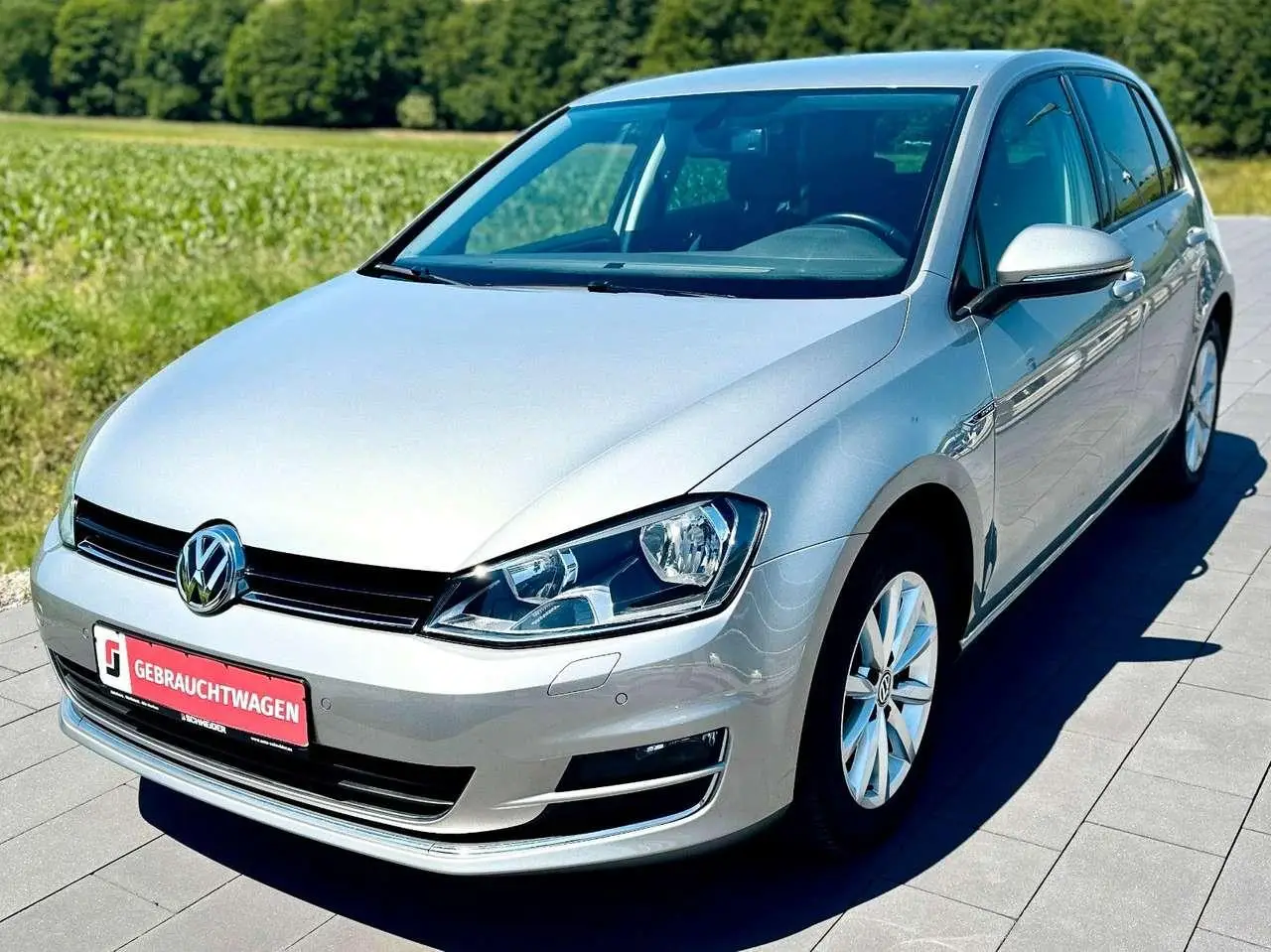 Photo 1 : Volkswagen Golf 2015 Petrol