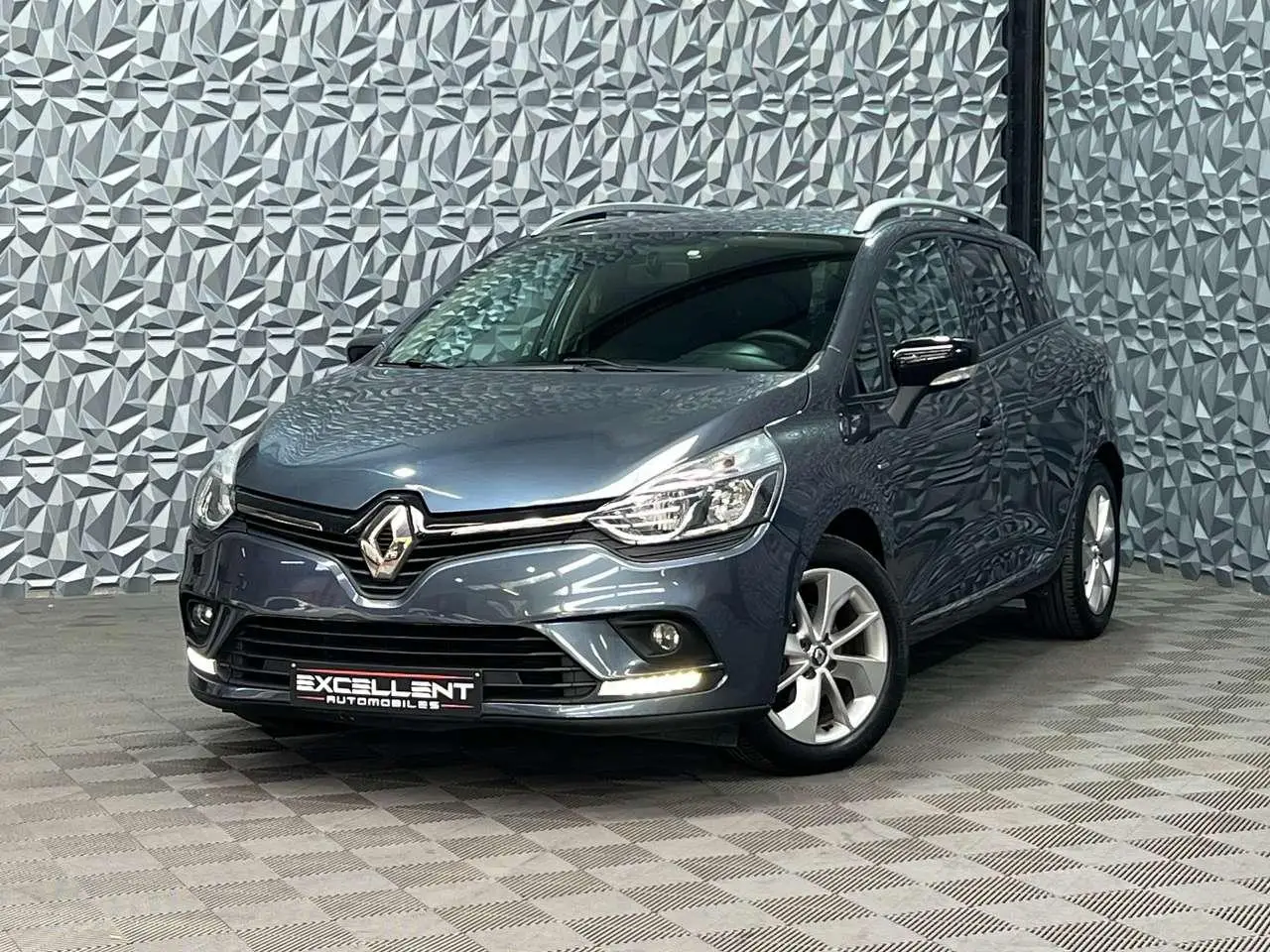 Photo 1 : Renault Clio 2016 Essence