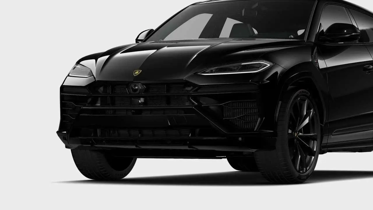 Photo 1 : Lamborghini Urus 2024 Hybrid