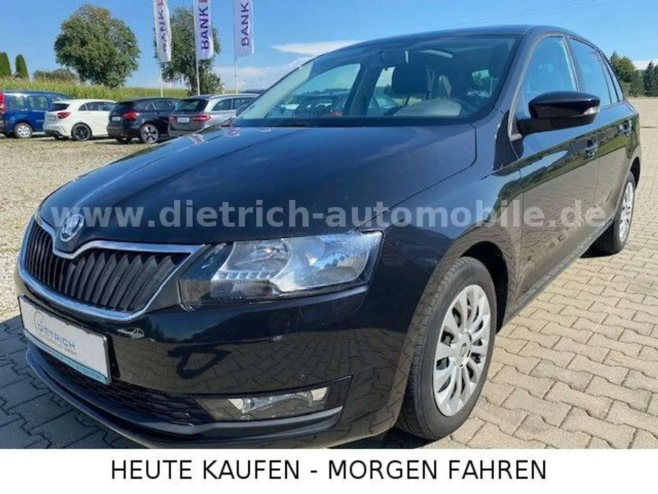 Photo 1 : Skoda Rapid 2018 Petrol