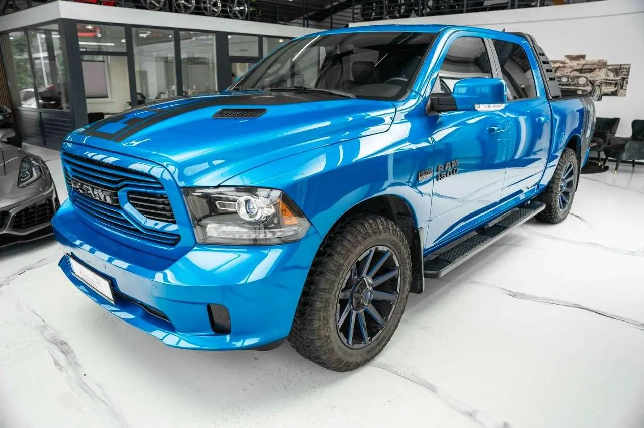 Photo 1 : Dodge Ram 2018 LPG