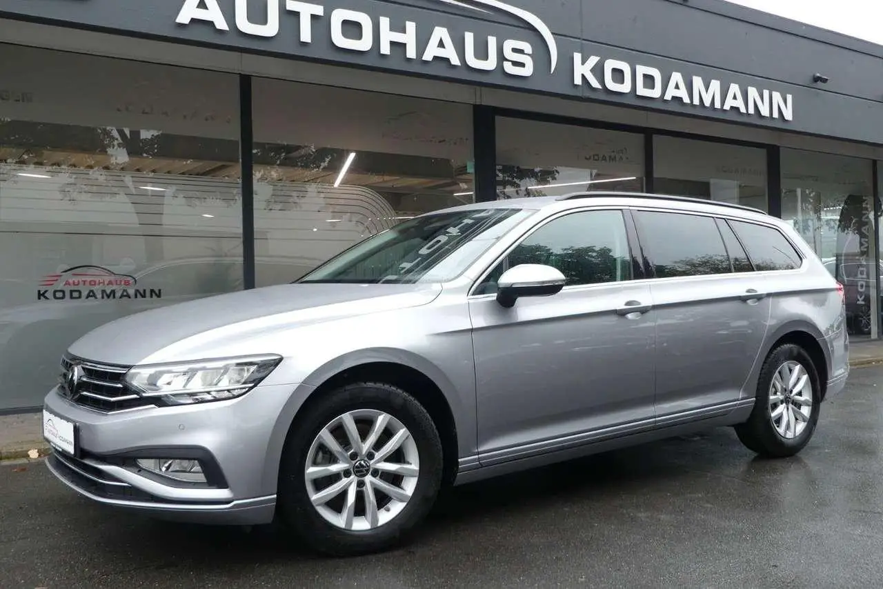 Photo 1 : Volkswagen Passat 2023 Diesel