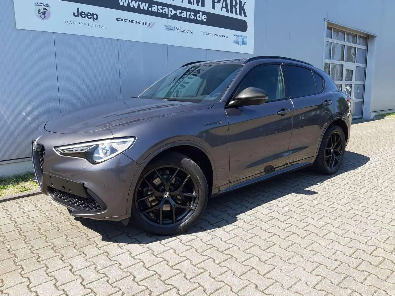 Photo 1 : Alfa Romeo Stelvio 2021 Essence