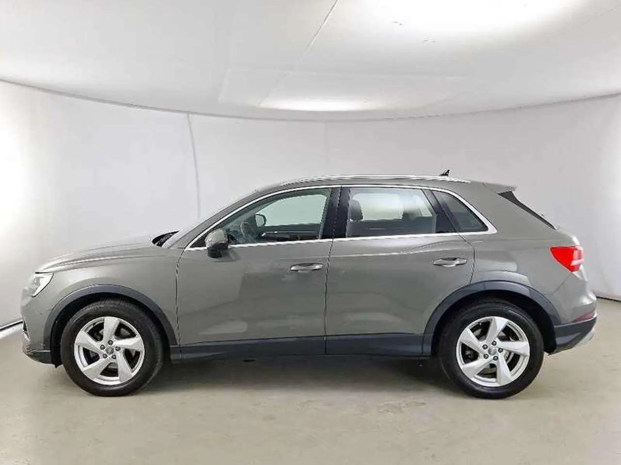 Photo 1 : Audi Q3 2020 Diesel