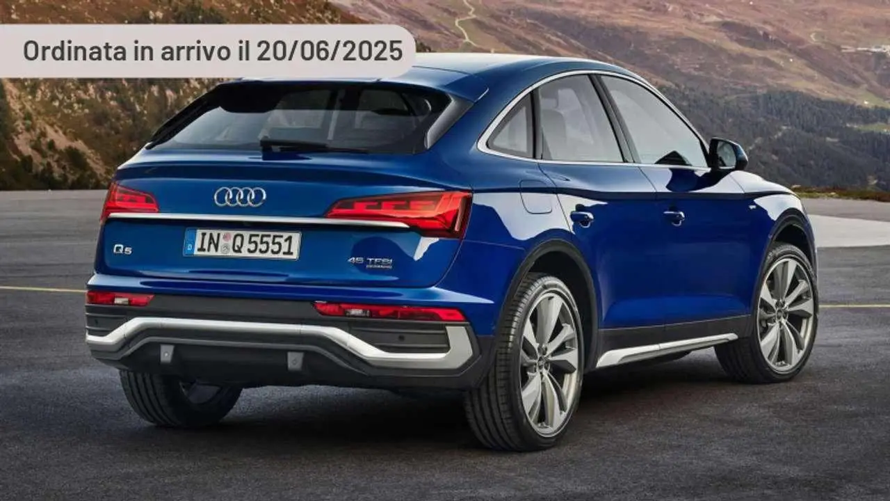 Photo 1 : Audi Q5 2024 Hybride