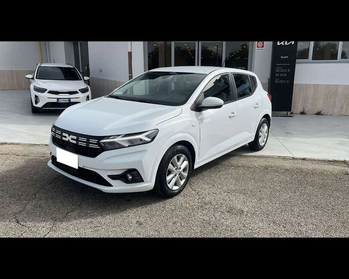 Photo 1 : Dacia Sandero 2023 Petrol