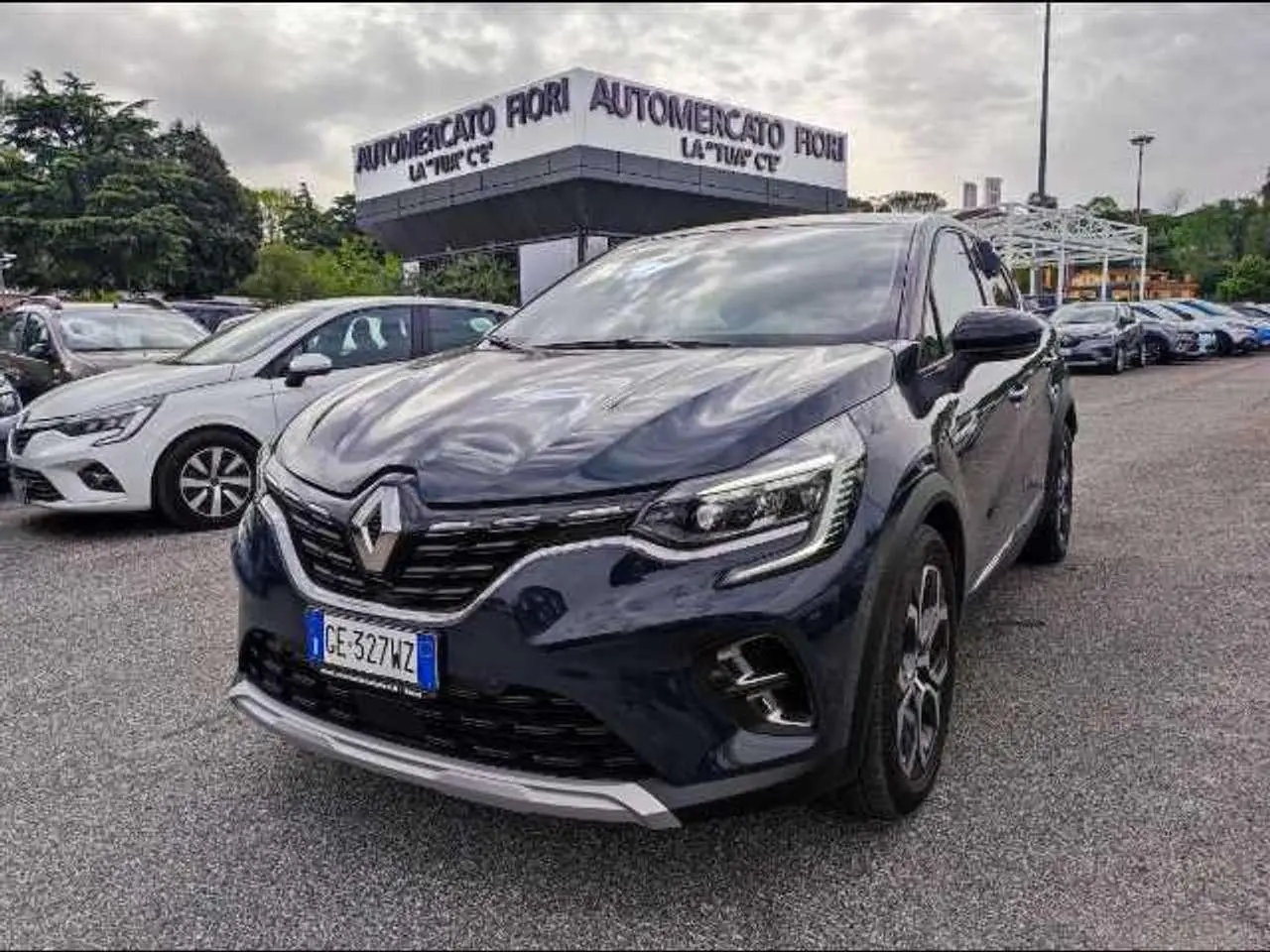 Photo 1 : Renault Captur 2021 Hybride