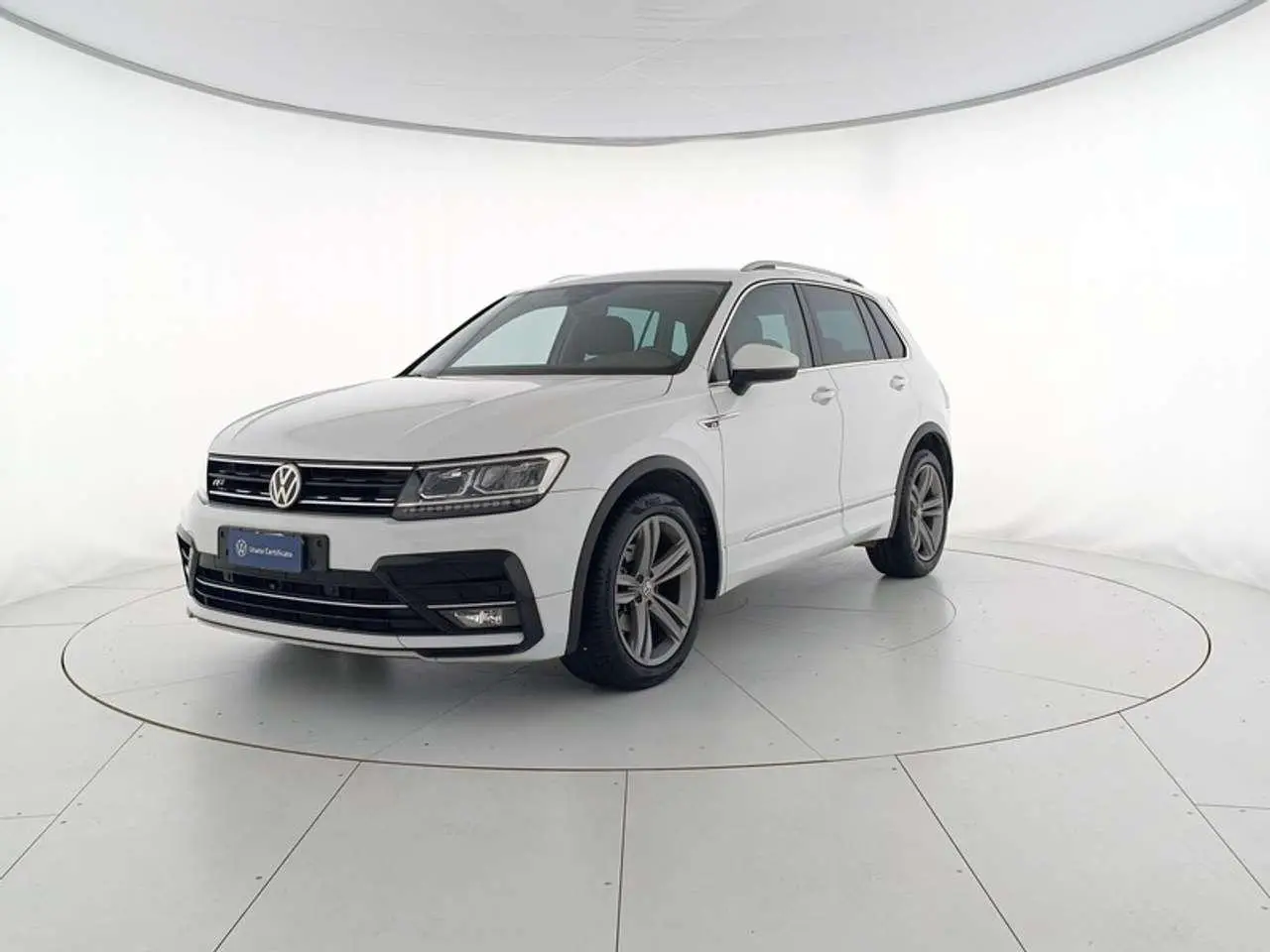 Photo 1 : Volkswagen Tiguan 2020 Essence