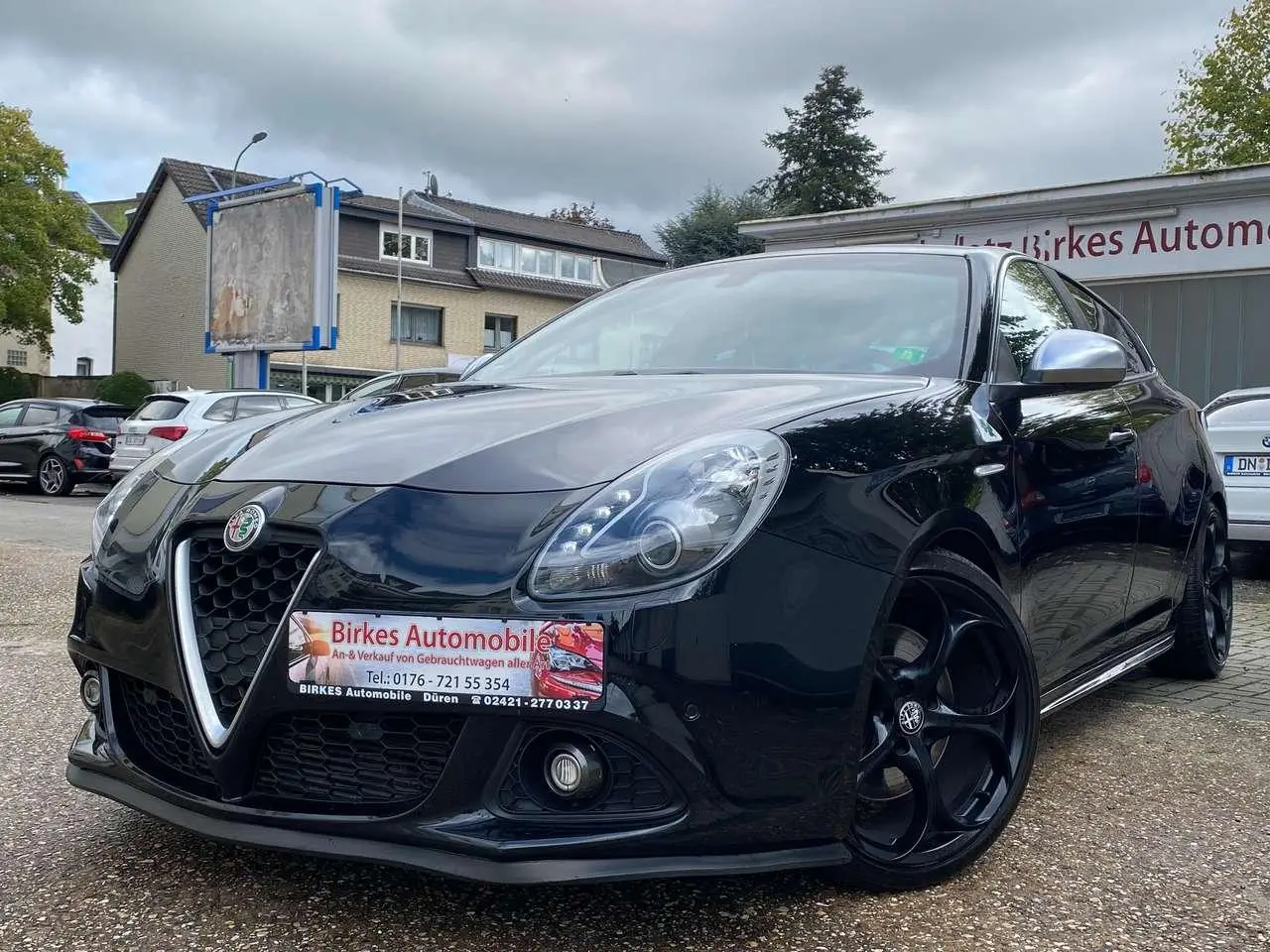 Photo 1 : Alfa Romeo Giulietta 2016 Petrol