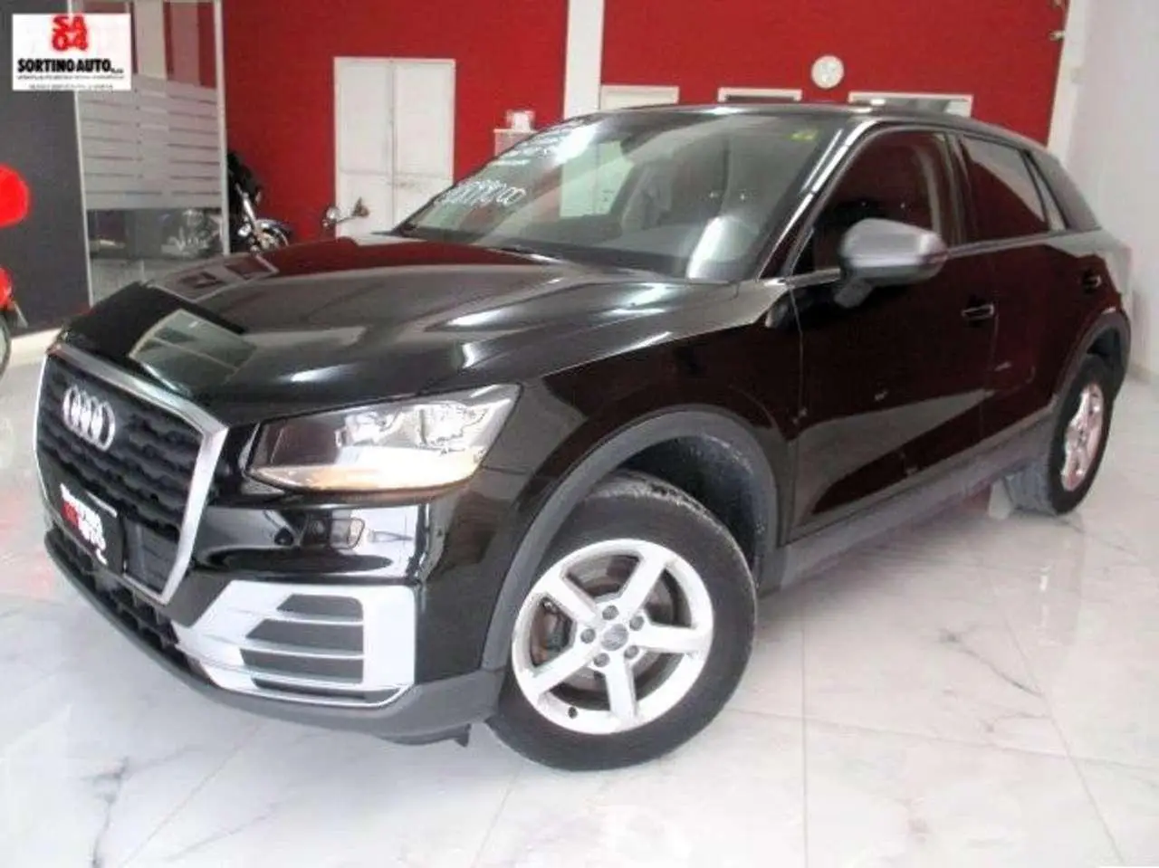 Photo 1 : Audi Q2 2018 Diesel