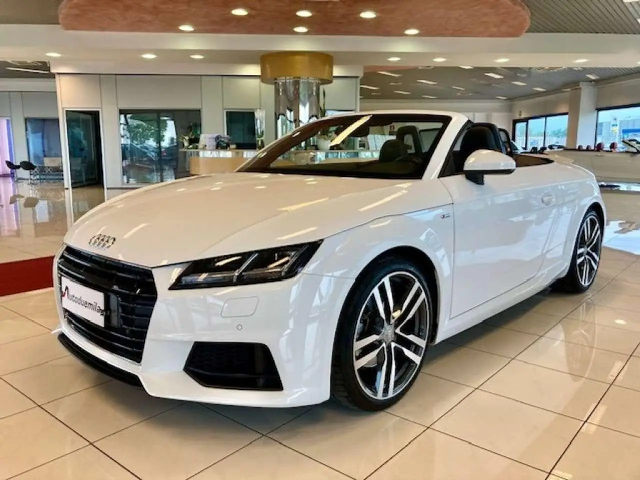 Photo 1 : Audi Tt 2018 Petrol