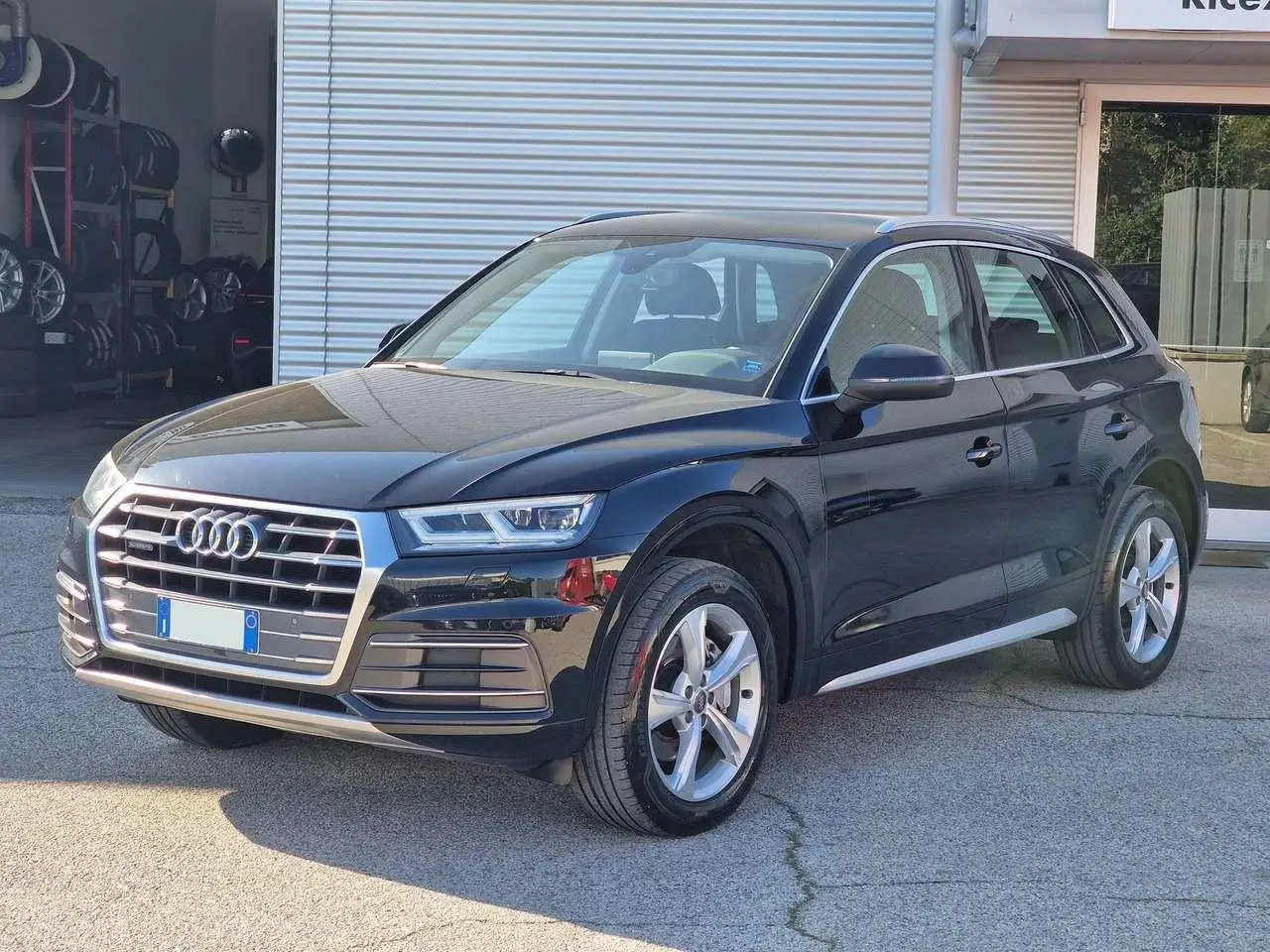 Photo 1 : Audi Q5 2017 Diesel