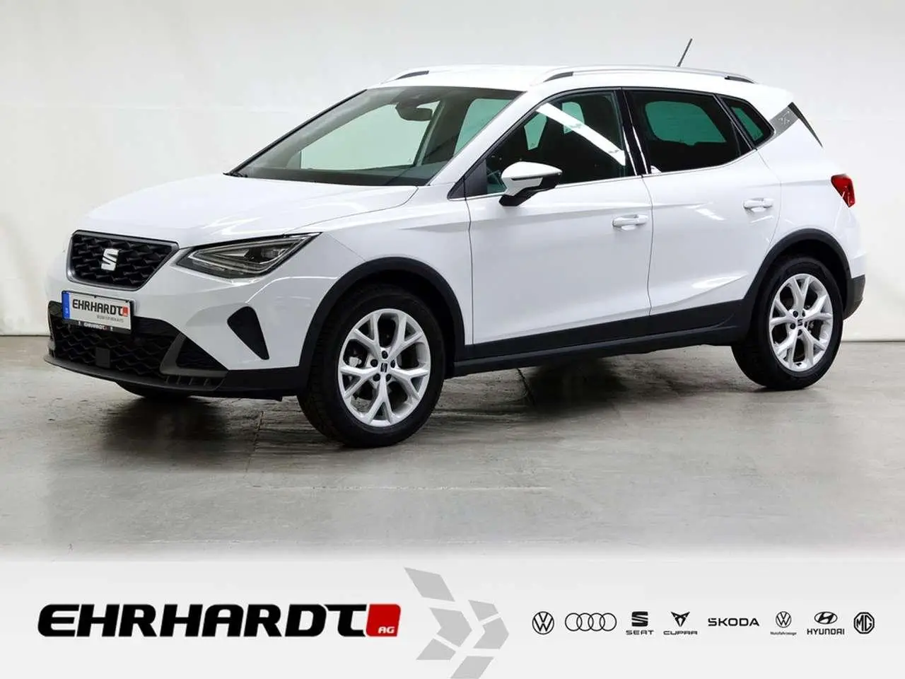 Photo 1 : Seat Arona 2023 Petrol