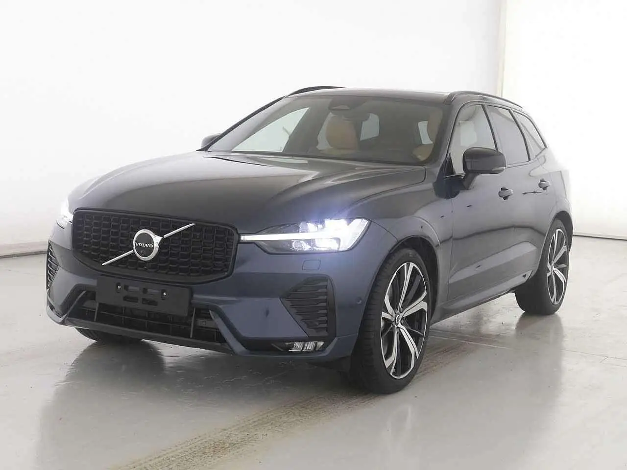 Photo 1 : Volvo Xc60 2024 Diesel