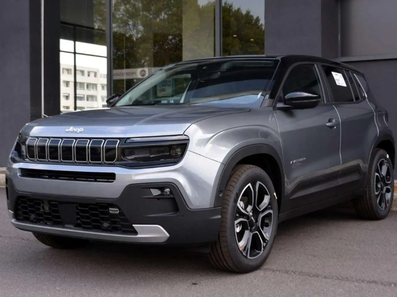 Photo 1 : Jeep Avenger 2024 Petrol