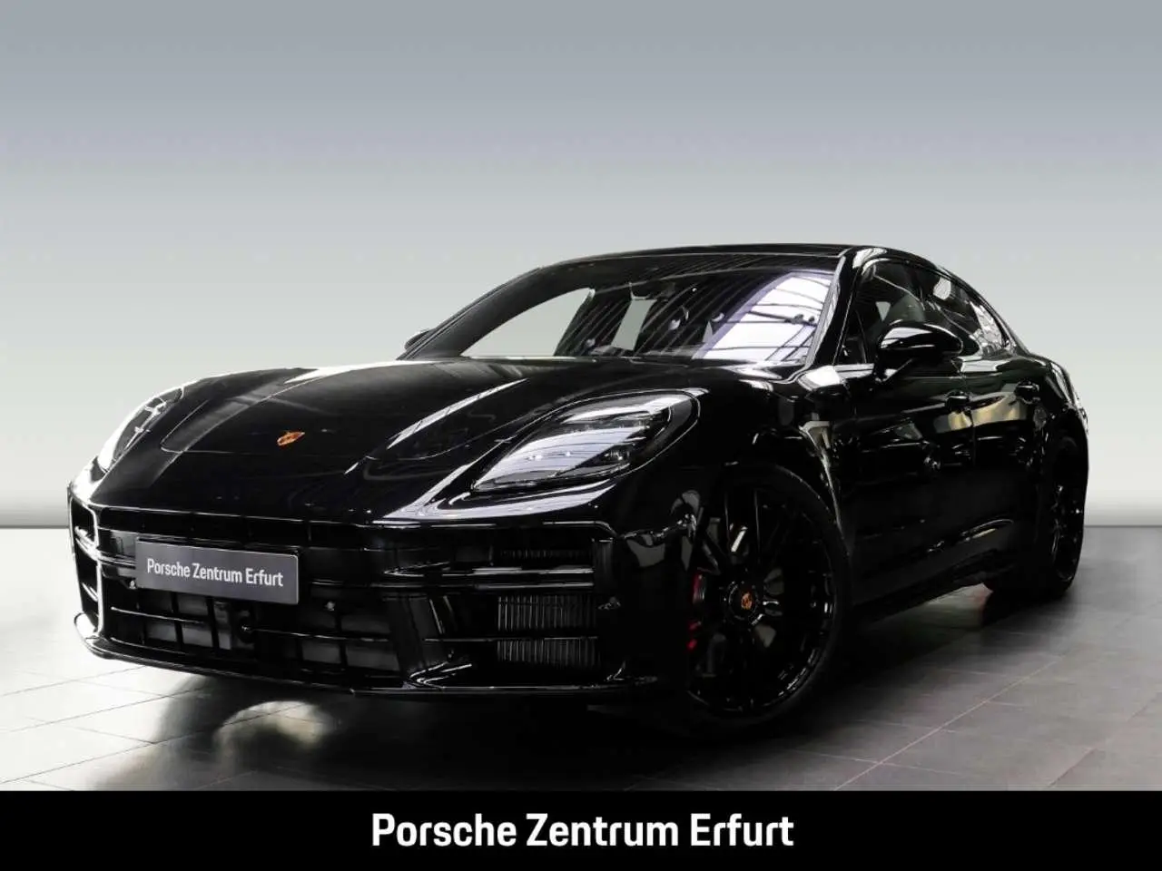 Photo 1 : Porsche Panamera 2024 Petrol