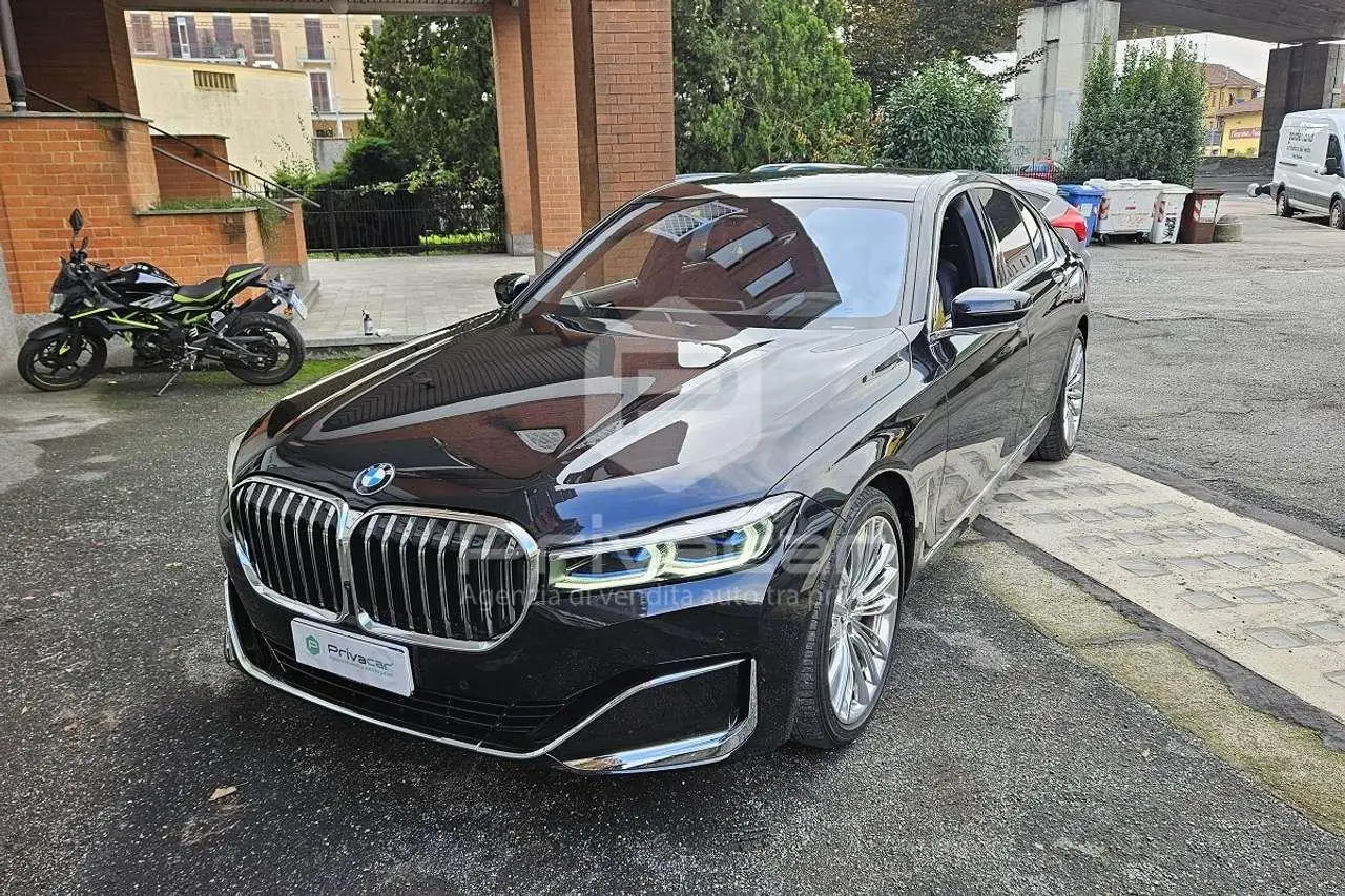 Photo 1 : Bmw Serie 7 2022 Hybrid