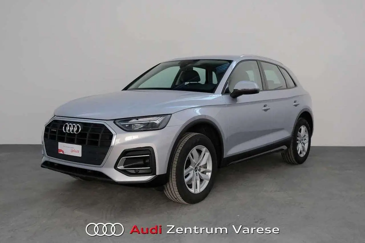 Photo 1 : Audi Q5 2021 Hybrid