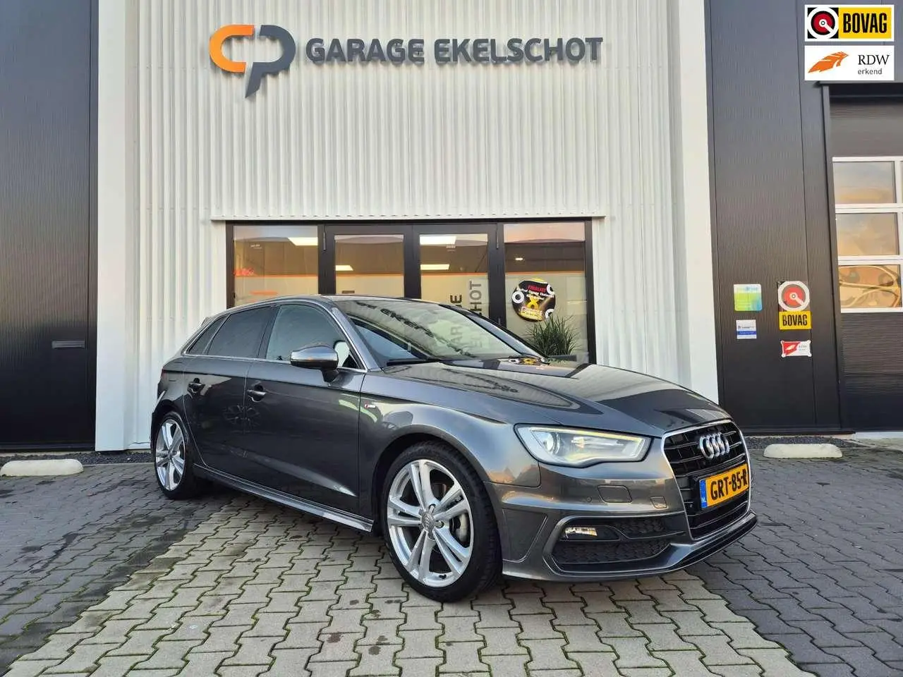 Photo 1 : Audi A3 2015 Petrol