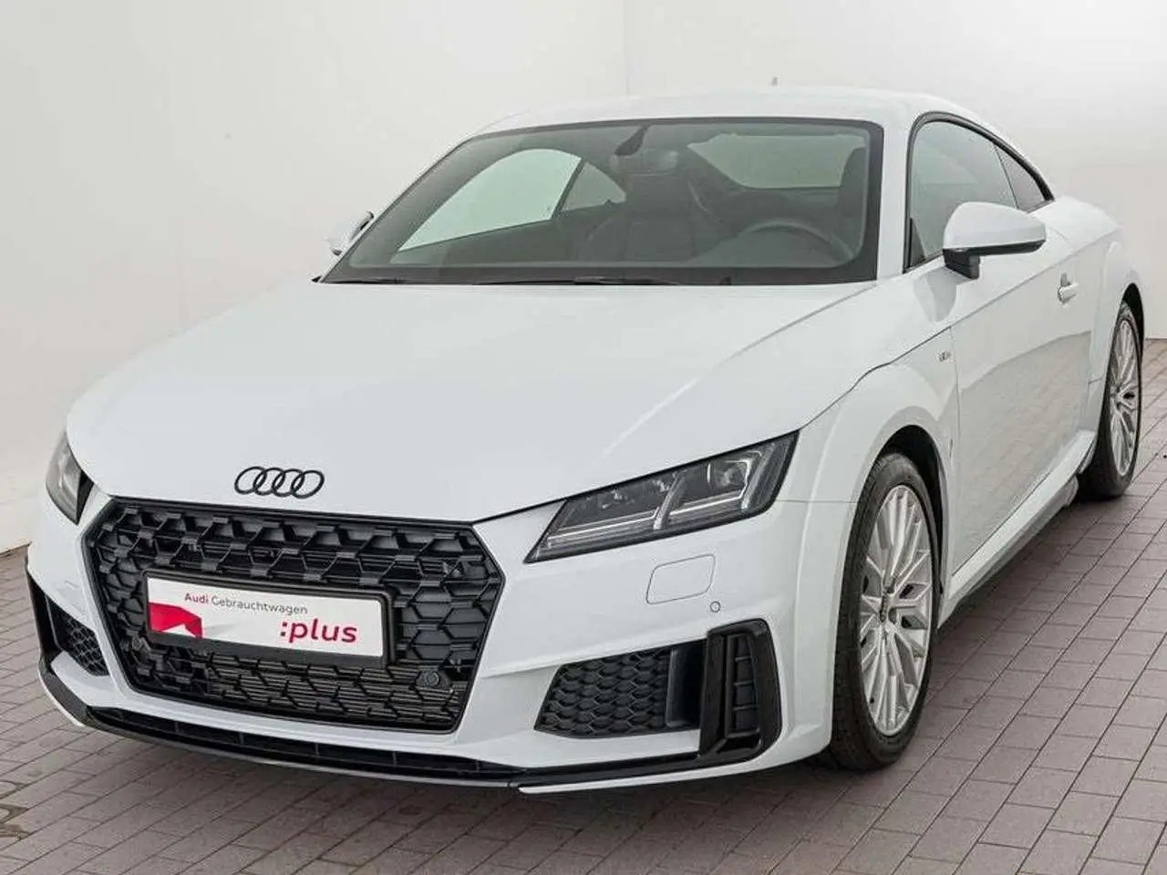 Photo 1 : Audi Tt 2023 Petrol