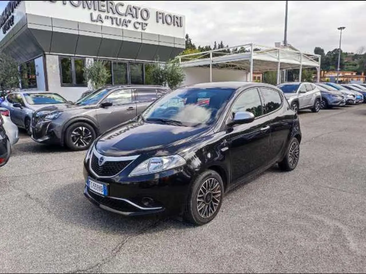 Photo 1 : Lancia Ypsilon 2016 Petrol