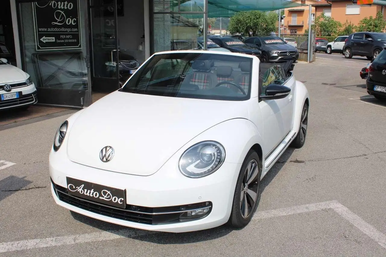 Photo 1 : Volkswagen Maggiolino 2015 Petrol