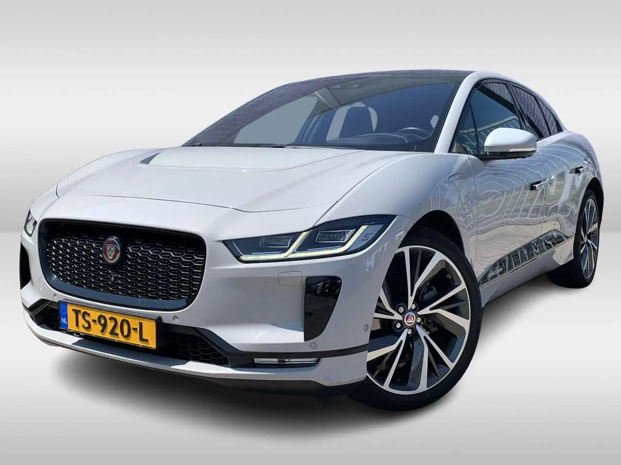 Photo 1 : Jaguar I-pace 2018 Électrique