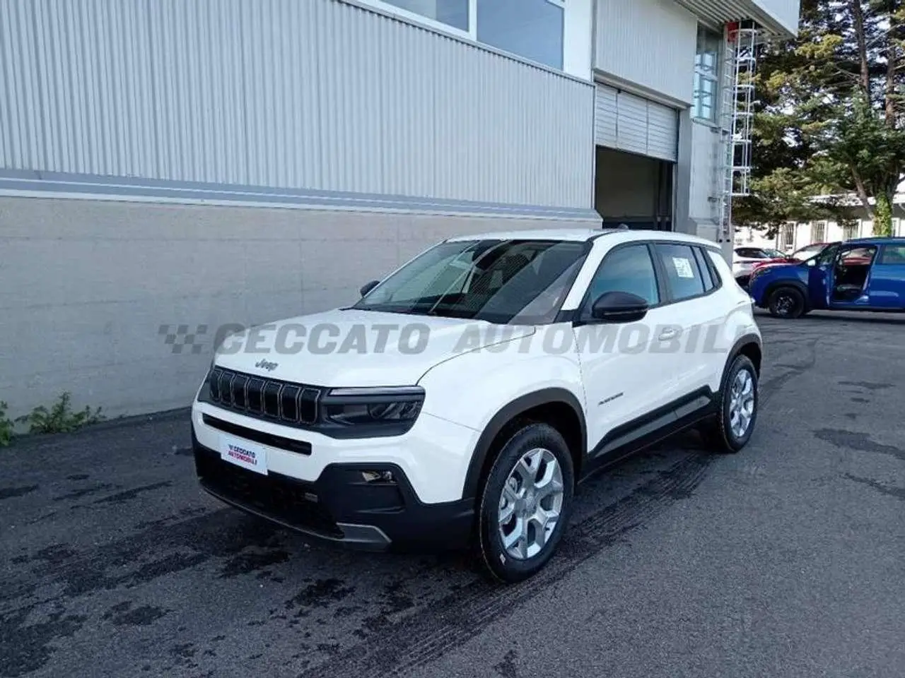 Photo 1 : Jeep Avenger 2024 Petrol